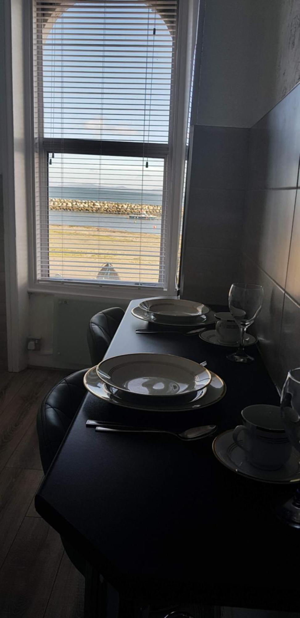 3 Harbour Views Διαμέρισμα Rhôs-on-Sea Εξωτερικό φωτογραφία